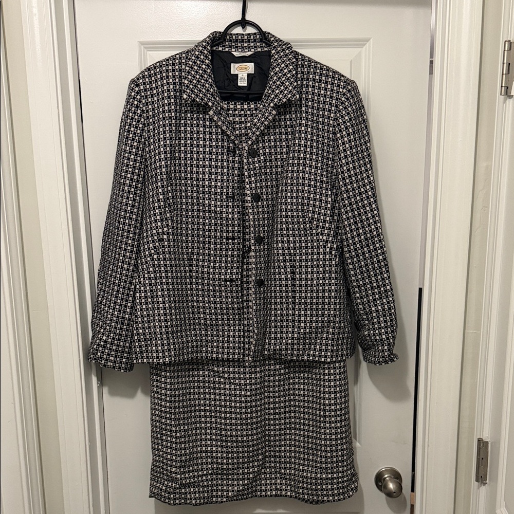 Talbots Black and White Textured Blazer